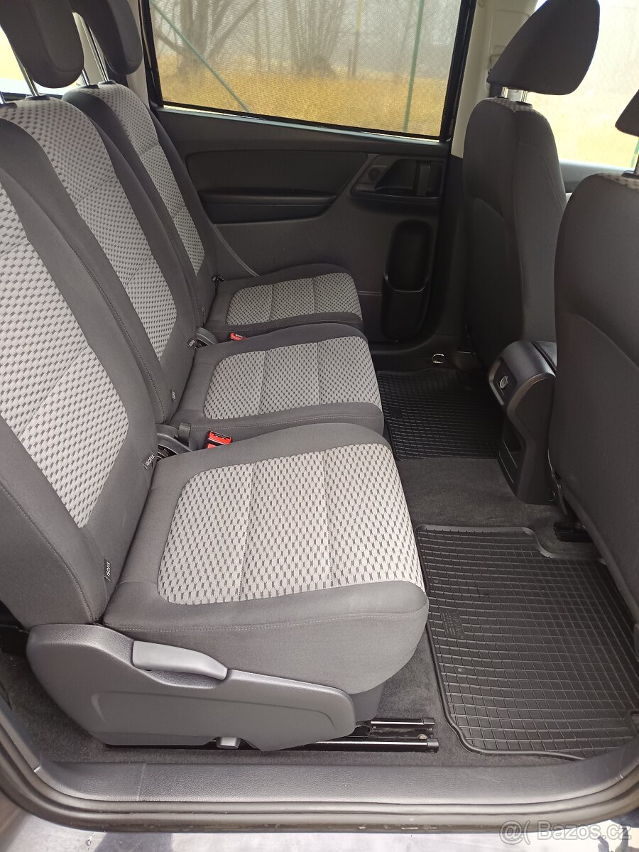 VW Sharan 1.4tsi 110kw,naj.orig.149t.km,velmi hezký - 6