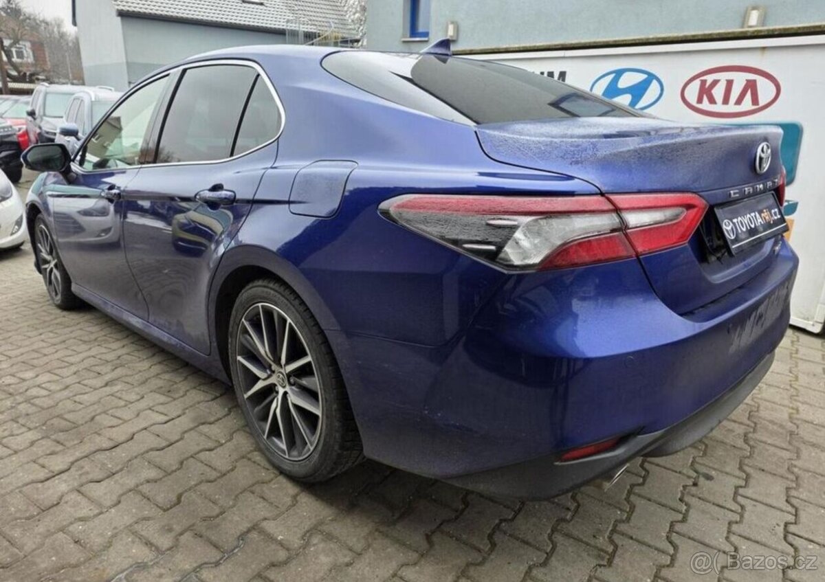 Toyota Camry 2.5-HYBRID-1.MAJITEL-DPH - 6
