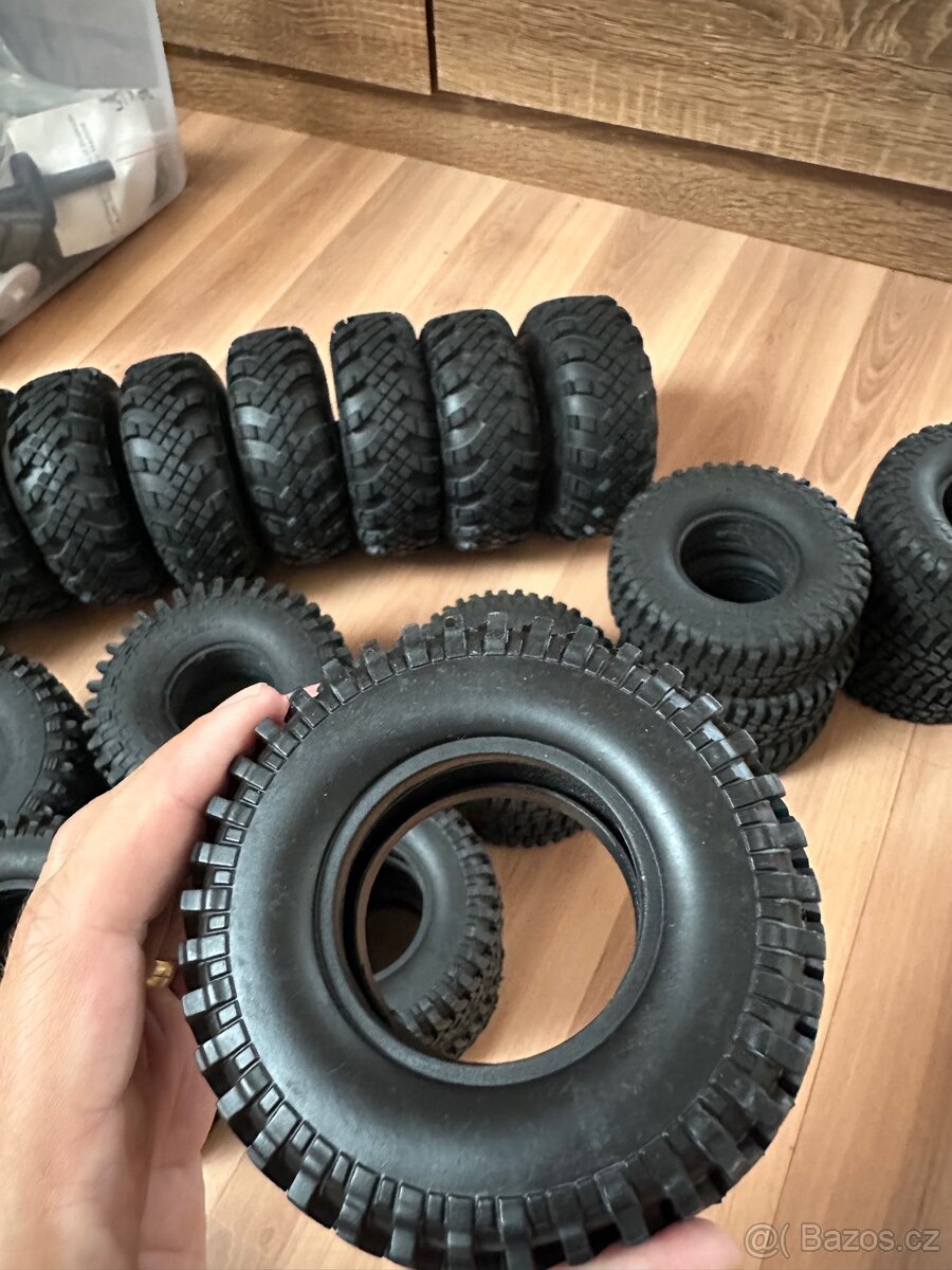 Prodám RC PNEU,různé velikosti. - 6