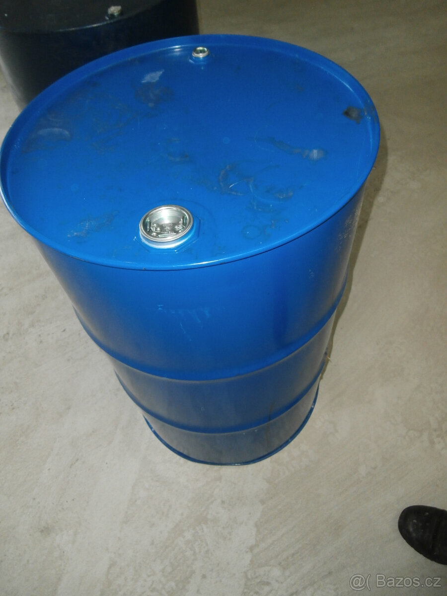 Sudy plechové 200 litrové na naftu, oleje za 300 kč - 6