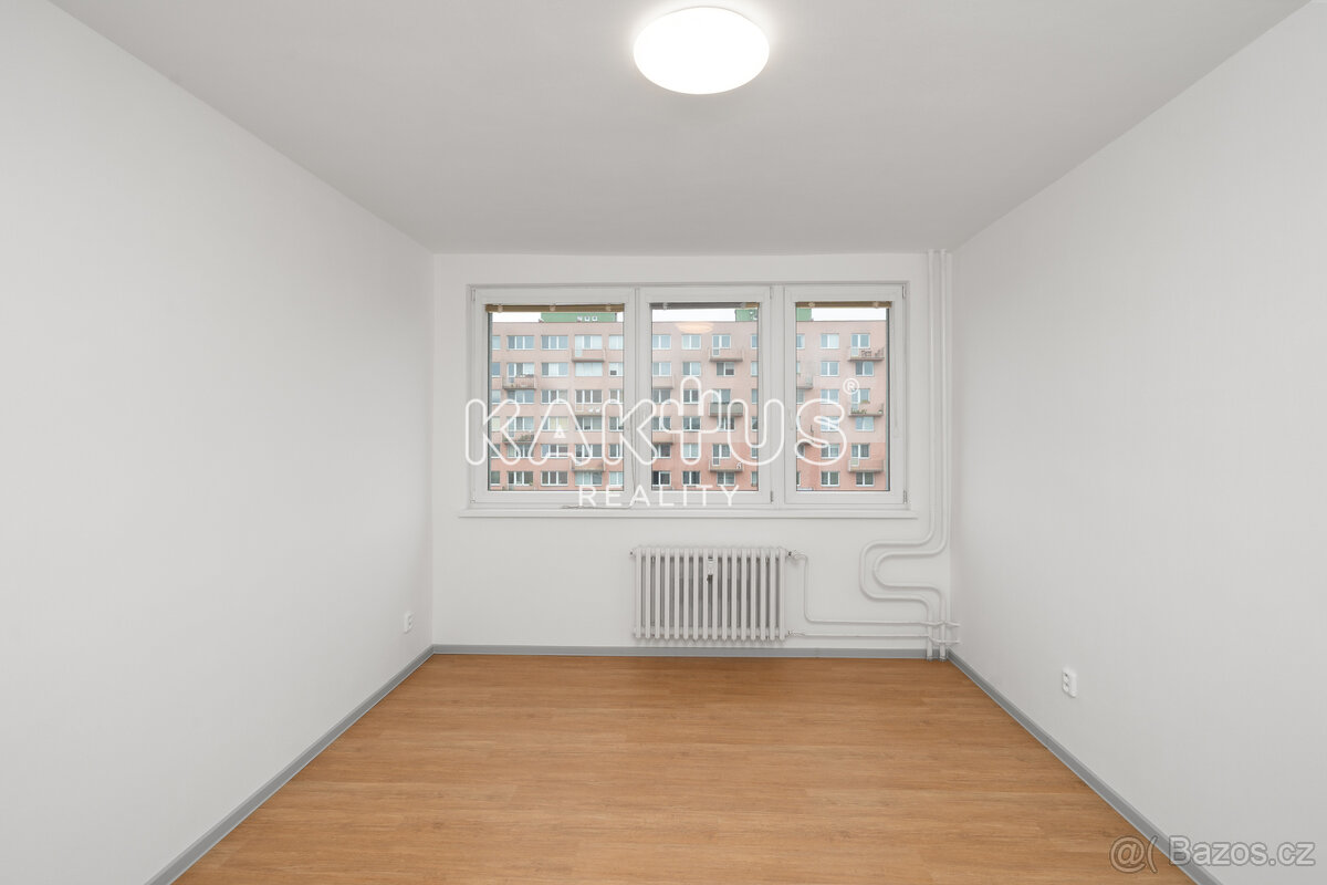 Pronájem bytu 2+1 (56m²), na ulici Vietnamská, Ostrava-Porub - 6