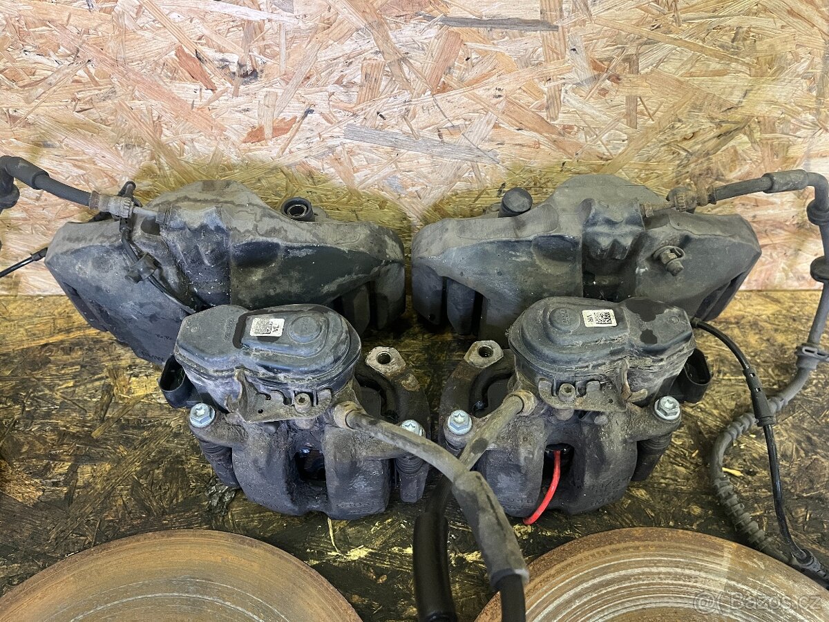 KOMPLETNÍ BRZDOVÝ SYSTÉM BMW F11/F10 3.0D 220KW - 6