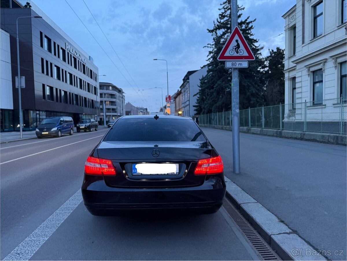 Mercedes-Benz Třídy E,220 CDI R.v.2012 - 6
