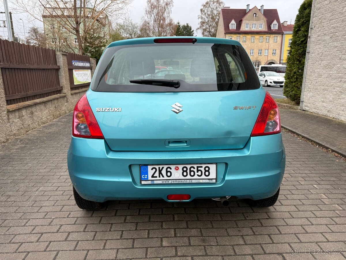 SUZUKI SWIFT GL 1,3i 16V 67kW KLIMA,STK NOVÁ - 6