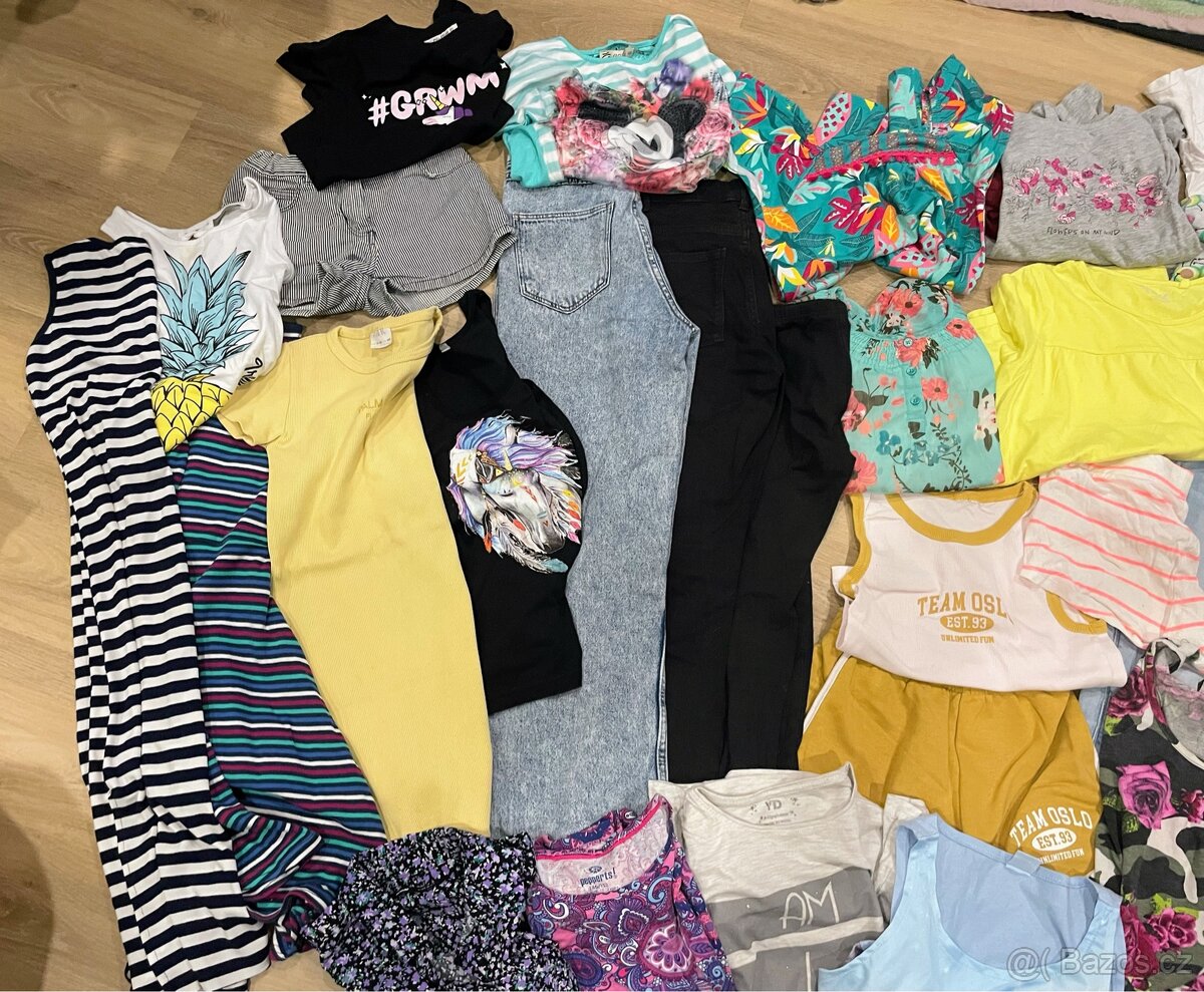 Set 29ks dívčího oblečení na donošení/lítačku vel. 8-10let - 6