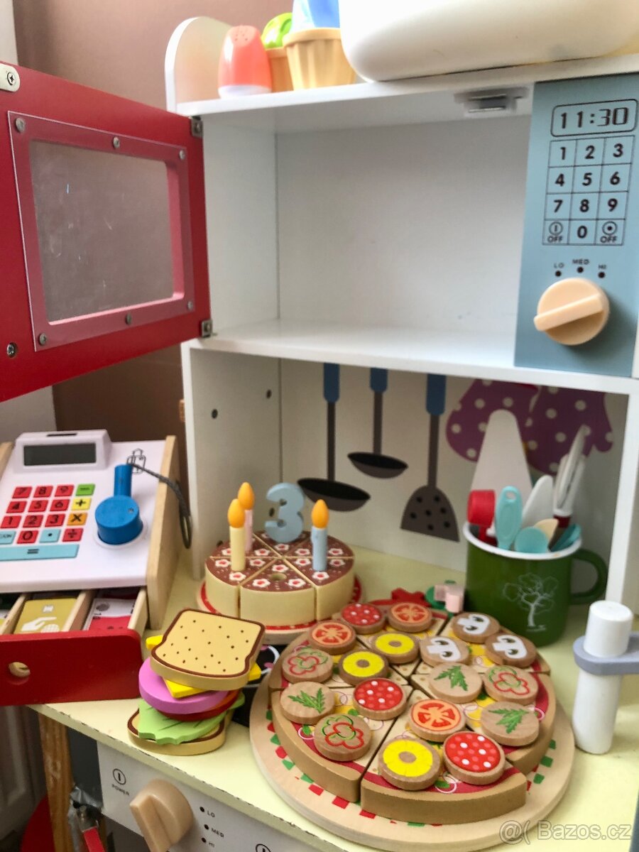 Dětská kuchyňka s příslušenstvím - 6