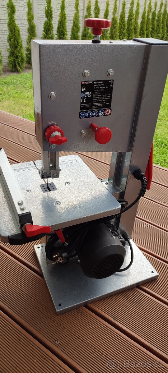 Pásová pila PARKSIDE PBS 350 A1, funkční - 6