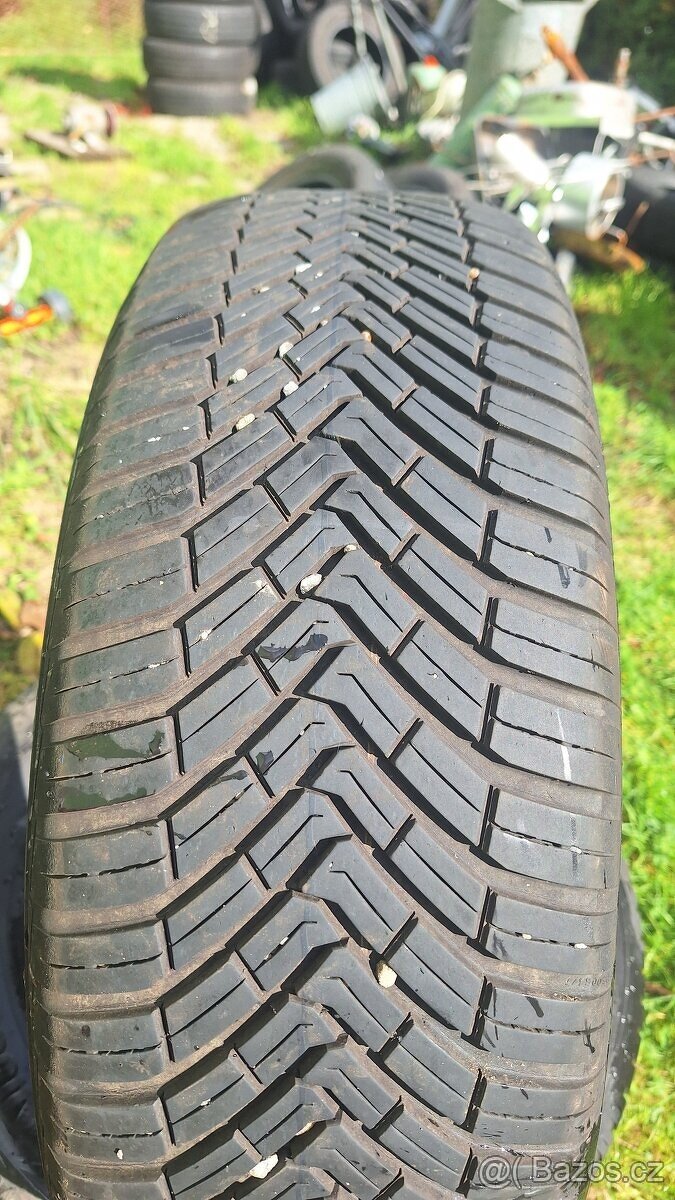 Celoroční pneu Continental 205/60 R16 - 6