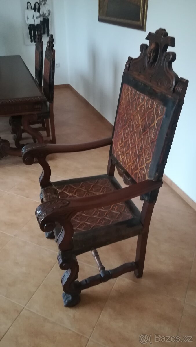 HISTORICKÝ NÁBYTEK - 6