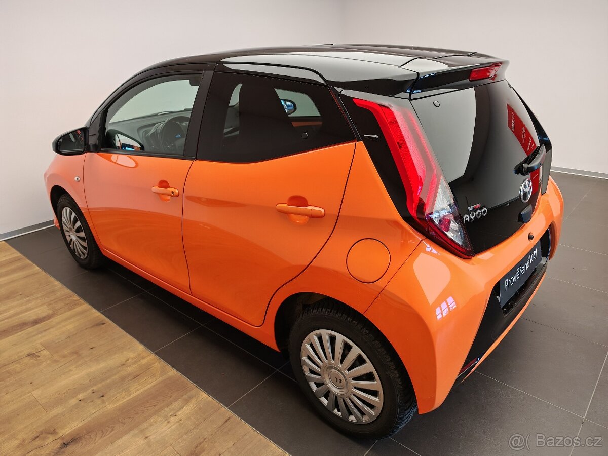Toyota Aygo 1.0 X-Play - 6