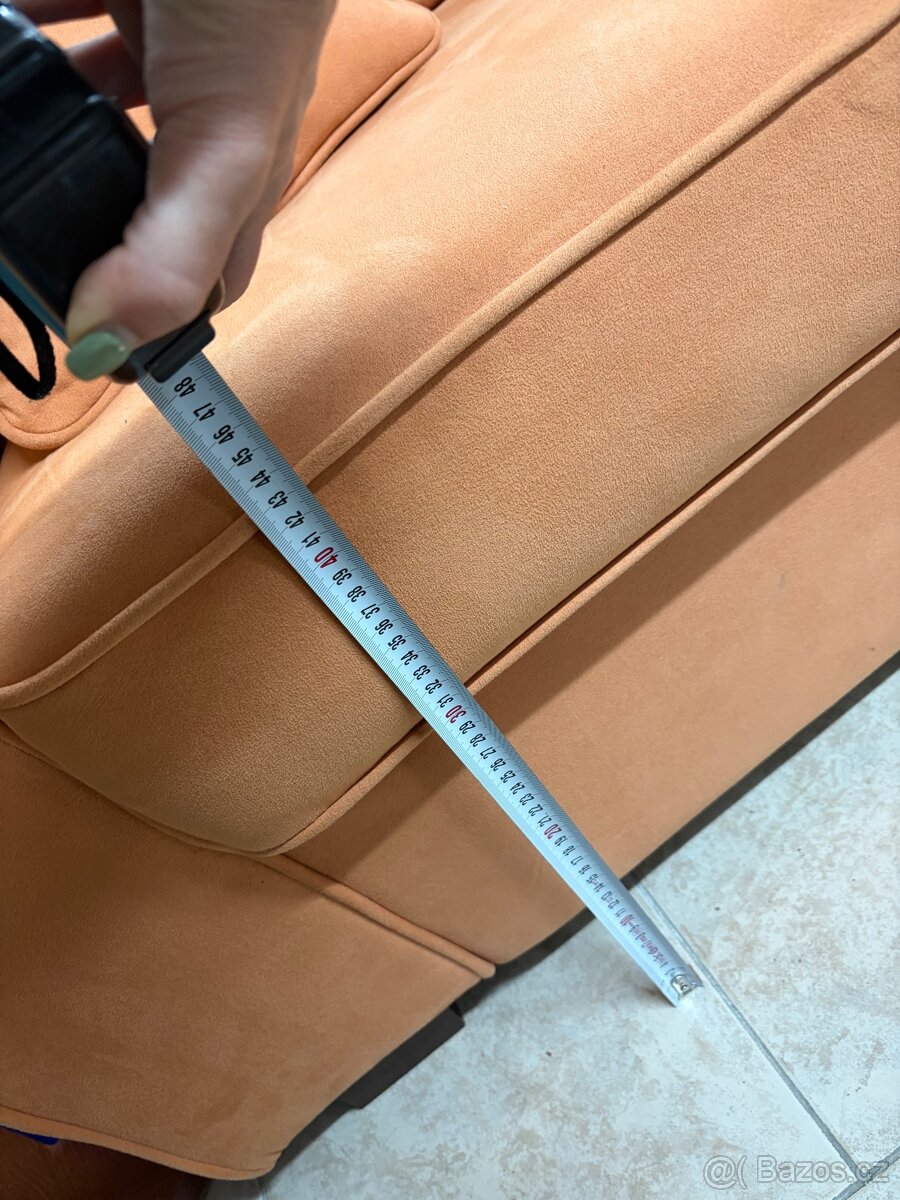 Sedačka z expozice - 6