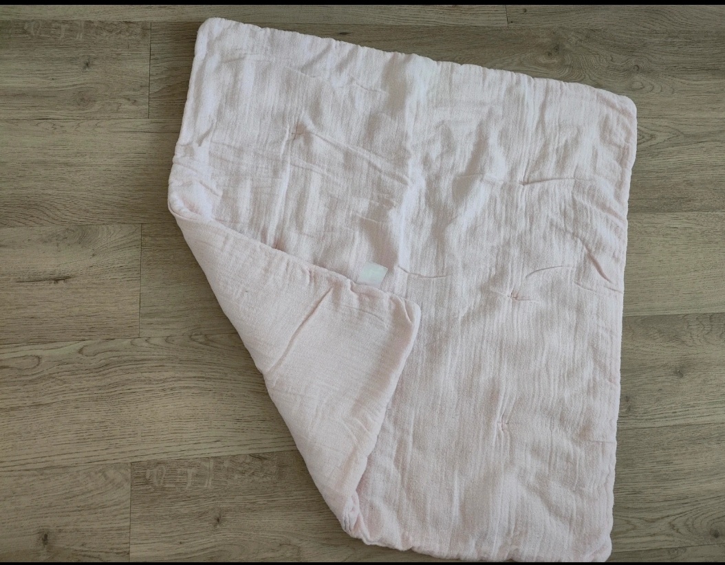 Přikrývka a polštář - 6