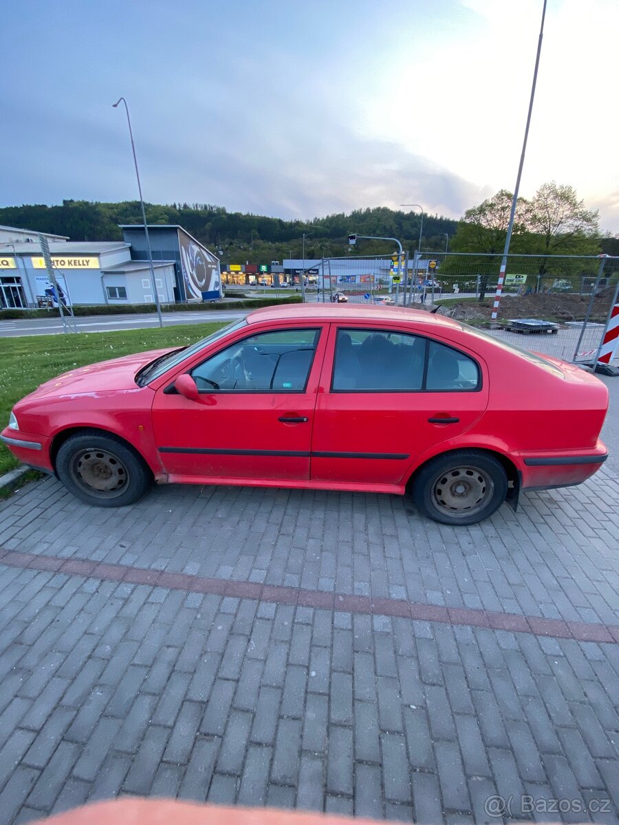 Škoda Octavia I 1.6 - 6