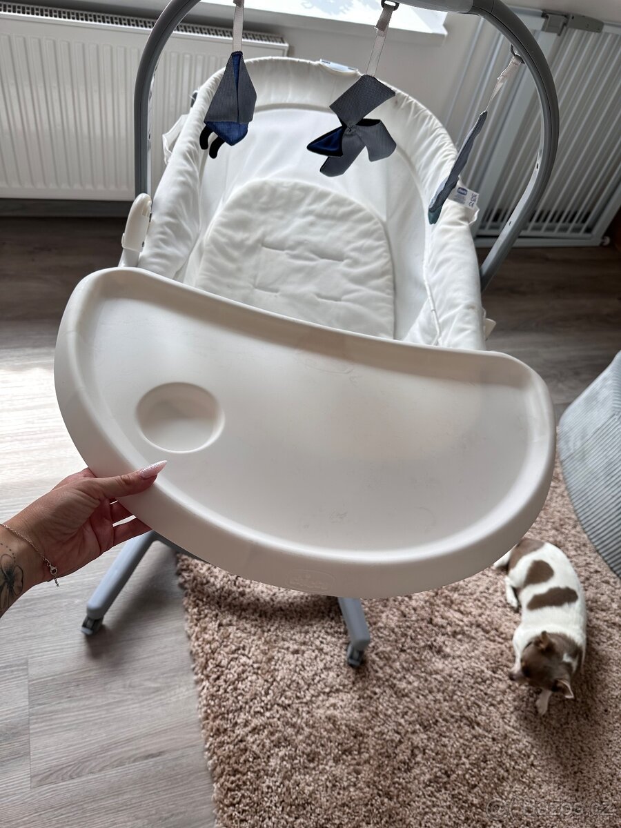 Chicco Baby Hug 5v1 - postýlka/lehátko/židlička a sedačka - 6