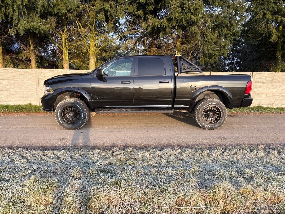 Dodge Ram 1500 Classic 5.7Hemi 2019 verze MONSTER - 6