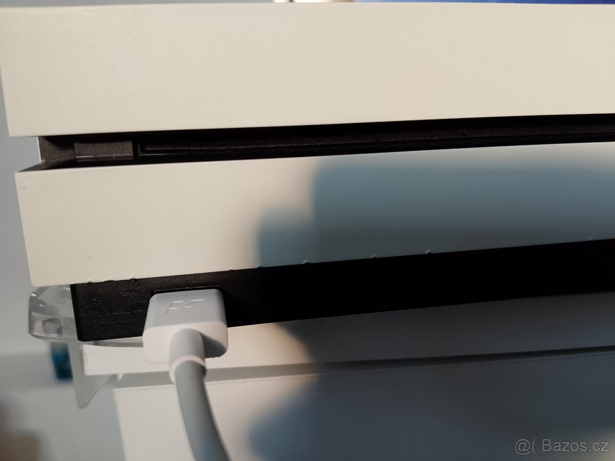 Xbox one S 1T, 6 her - 6