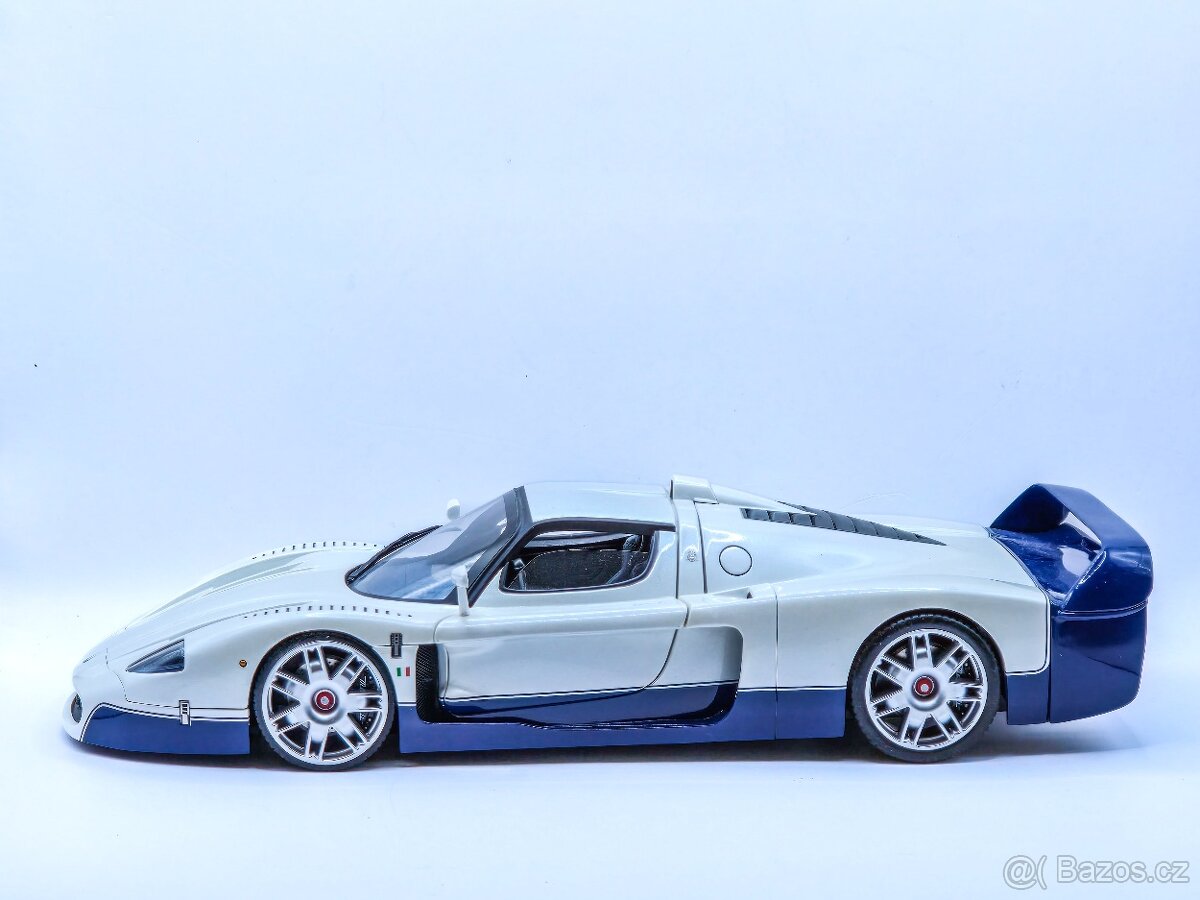 Maserati MC12 1:18 HotWheels ELITE - 6