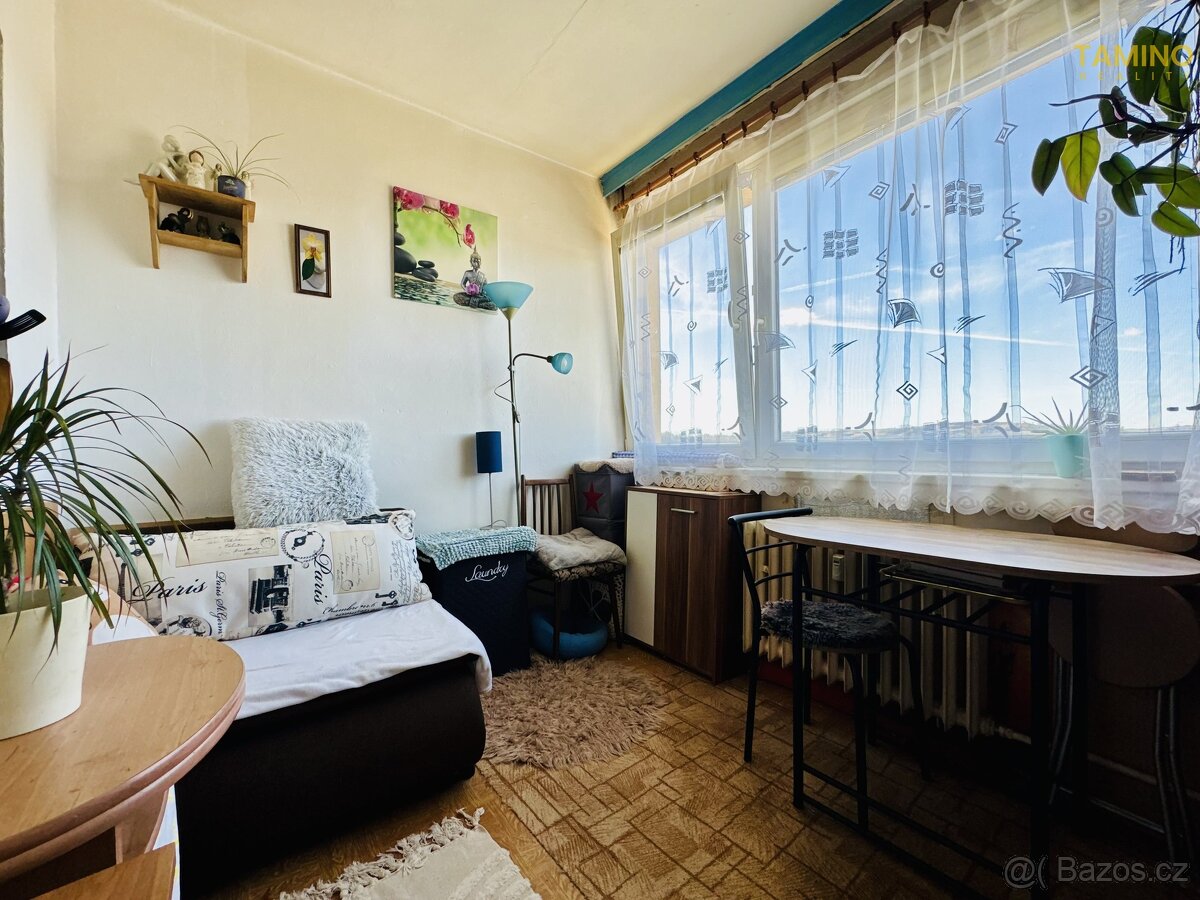 Prodej bytu 2+kk 35 m², Třebíč - Borovina, ev.č. 00063 - 6