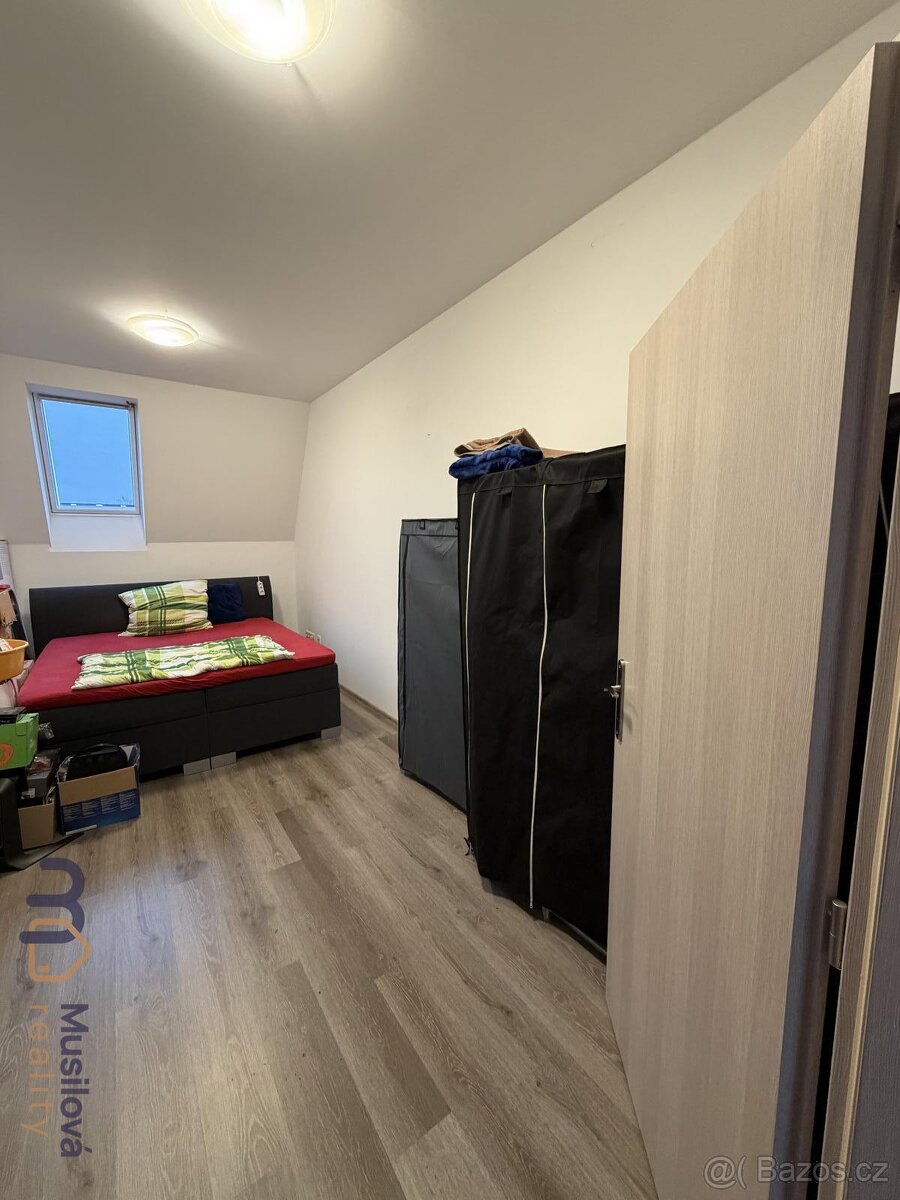 Pronájem bytu 3+kk 93 m2 - 6