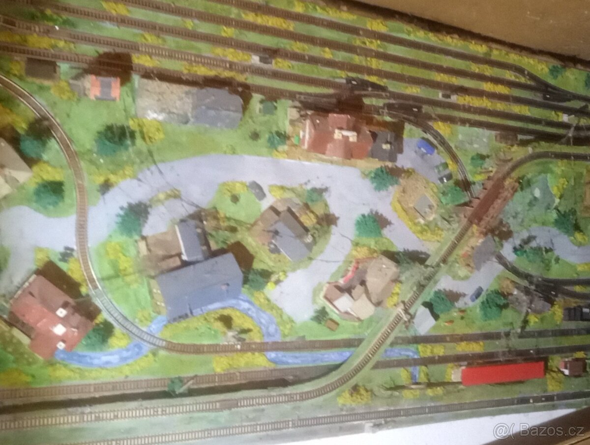 Modelová železnice N 1:160 panel 236x76cm s kolejivem Piko - 6