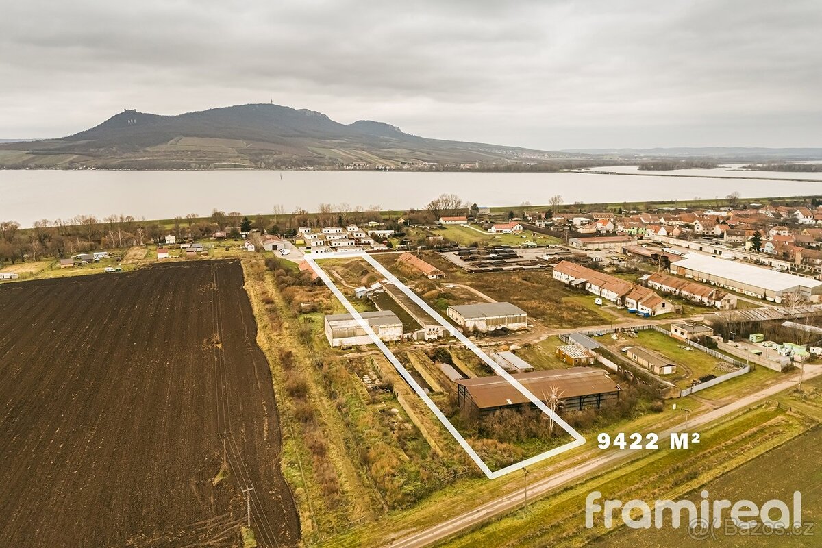Prodej komerčního pozemku - 9422 m2, ev.č. 01977 - 6