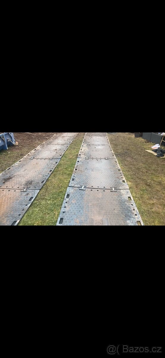 Pronájem plastových pojezdových panelů - 6