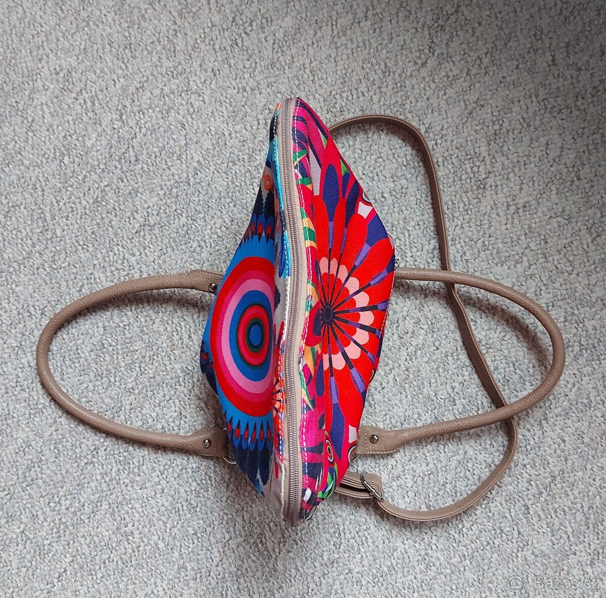 Krásná a praktická taška, kabelka - 6