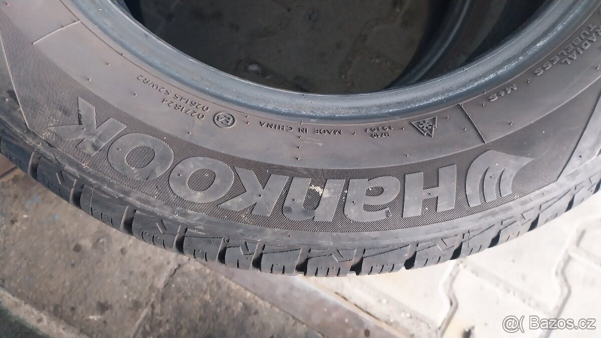 Prodám 2 x pneu Hankook 205/60/16 - 6