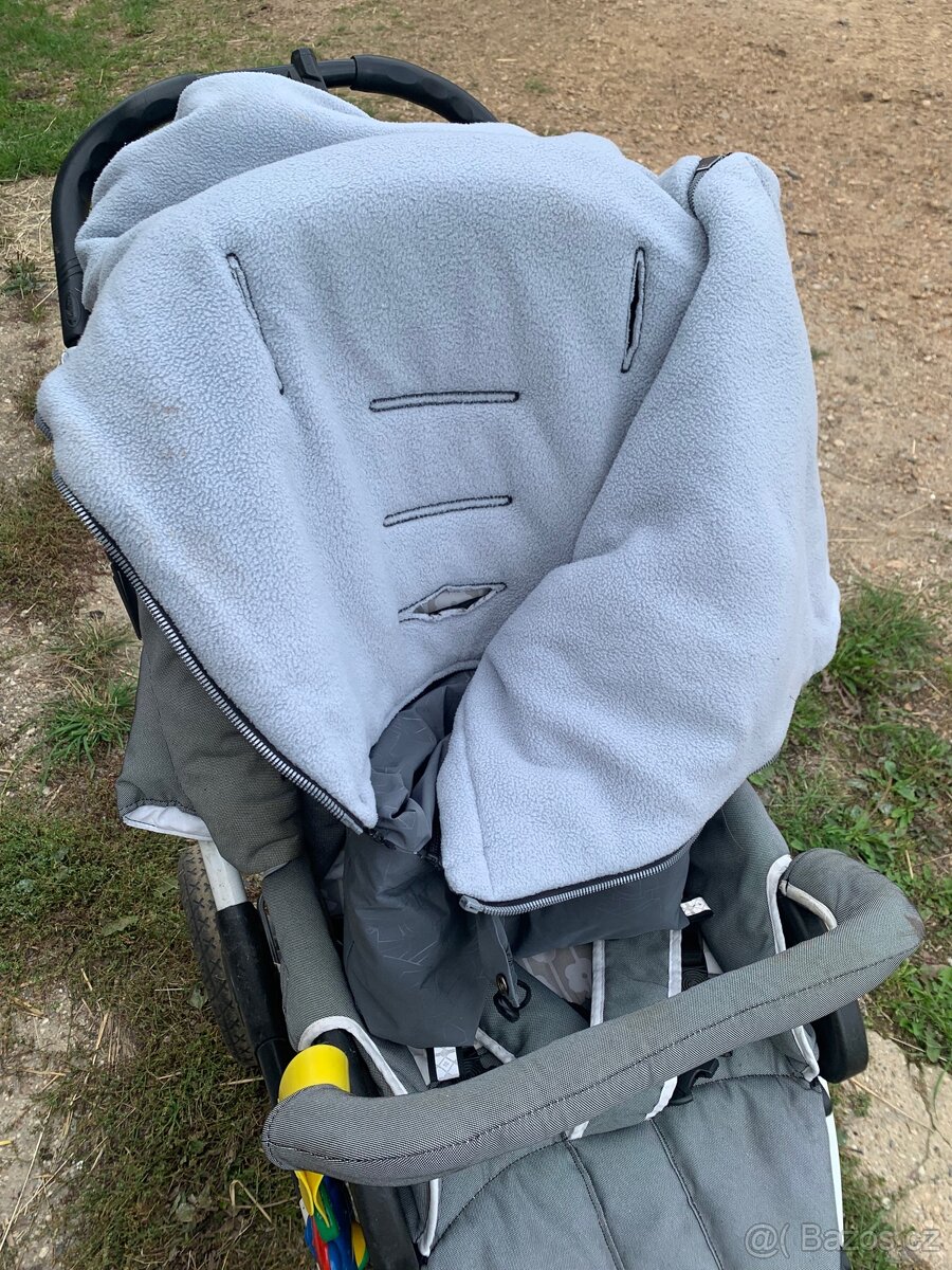 Kočárek Hartan - 6