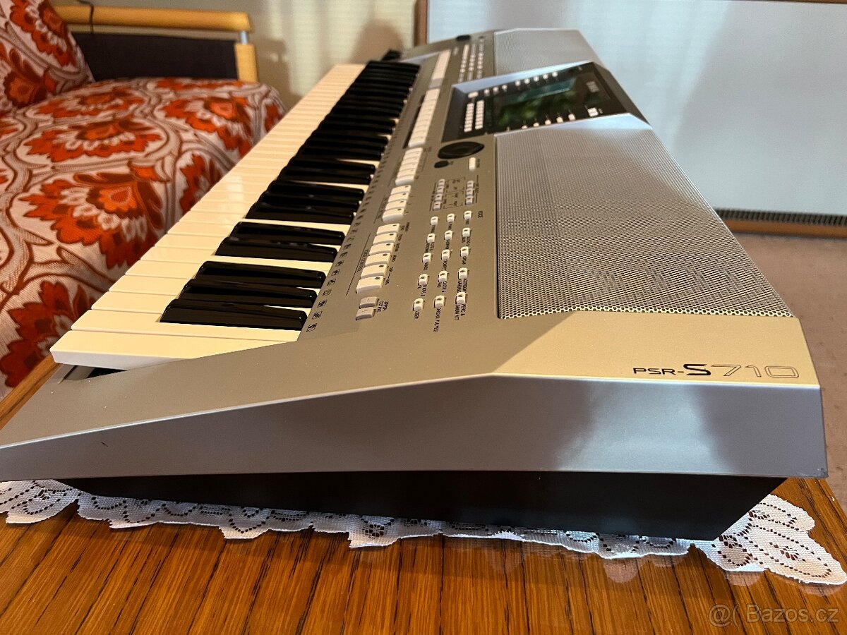 Klávesy PSR-S710 - 6