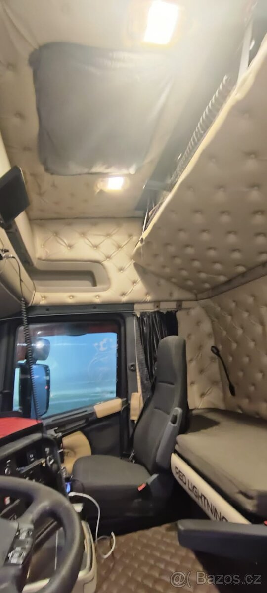 Scania R560 + sklapeci naves Schmitz - 6