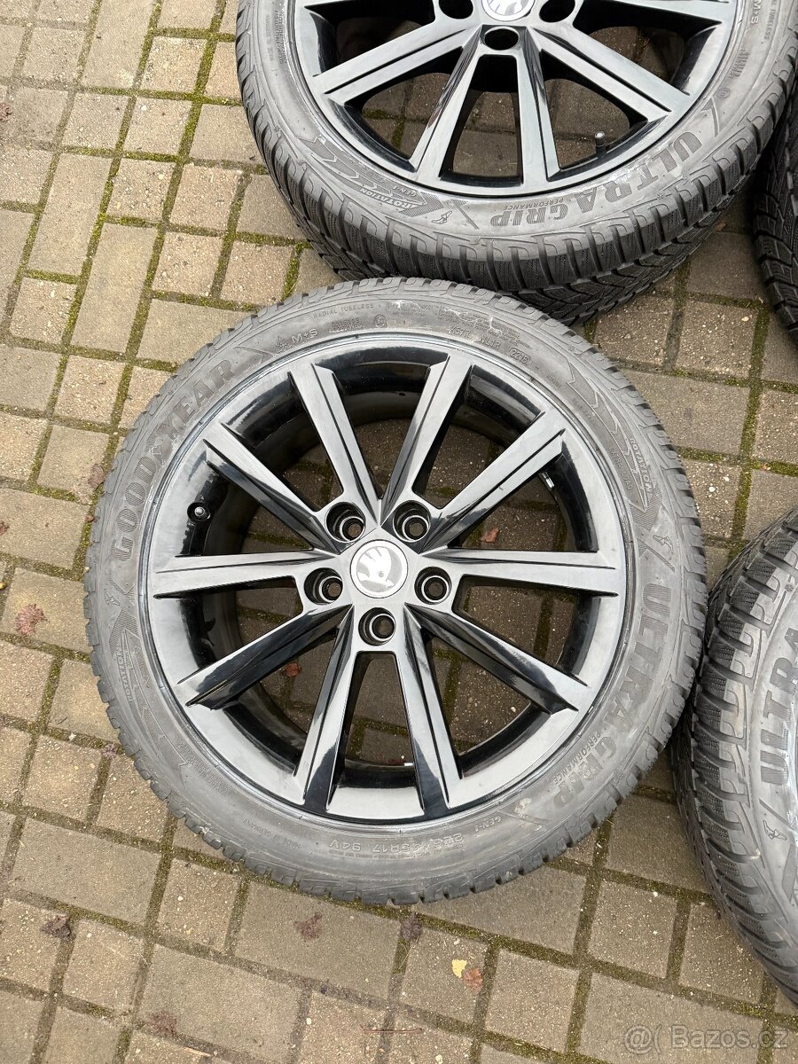 ORIGINÁL Alu Škoda TERON R17, 5x112 - TOP, ZIMNÍ PNEU - 6