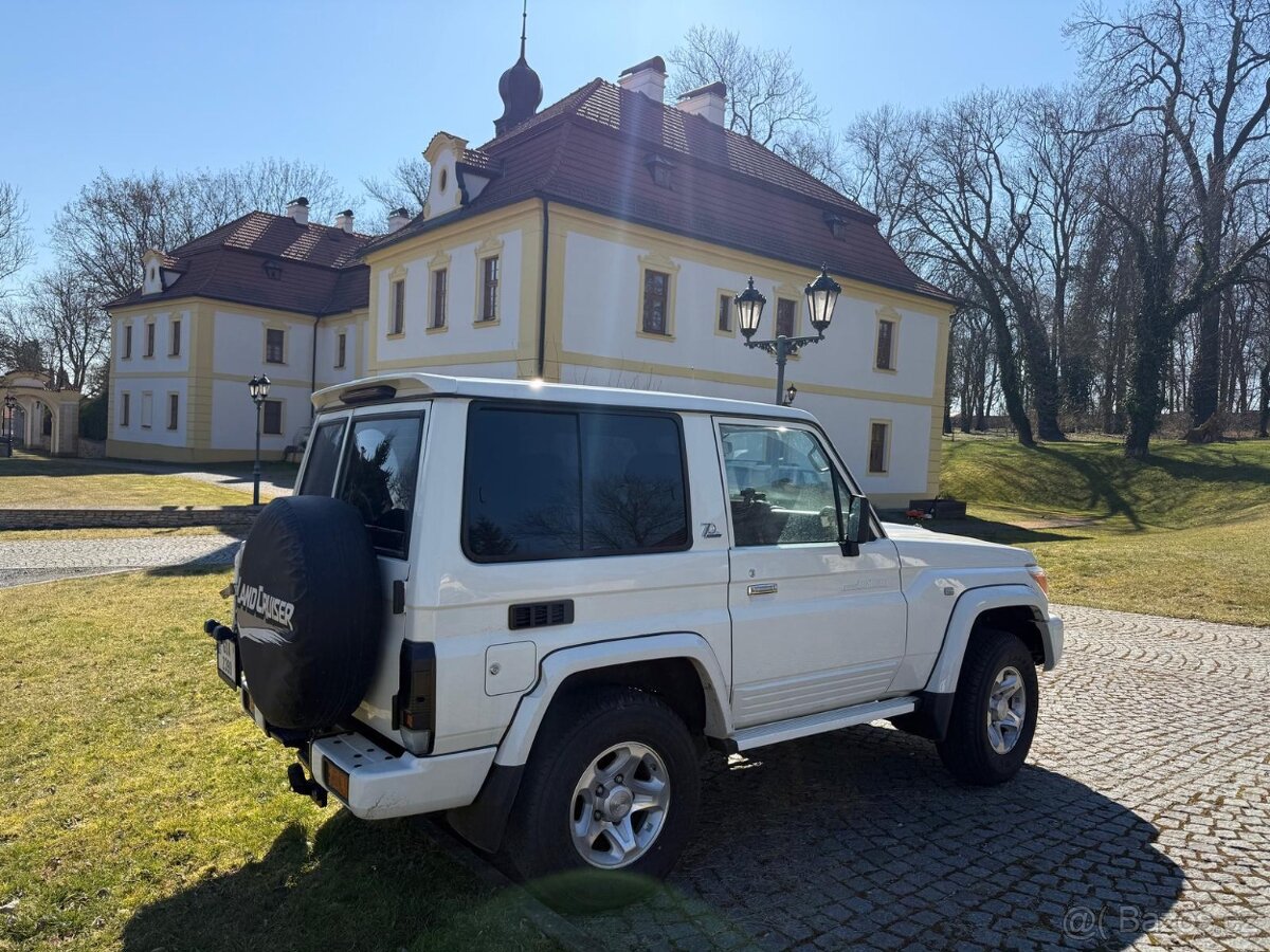 LAND CRUISER 71, 4,0L benzín/LPG, 17 900 km, TOP,provoz 2022 - 6