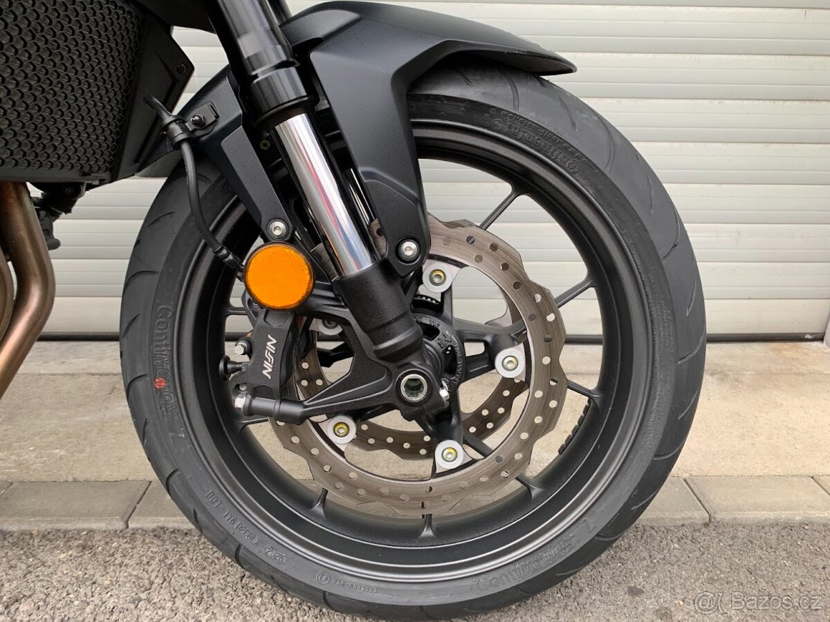 Honda CB 750 Hornet 35kW NOVÝ MODEL - 6