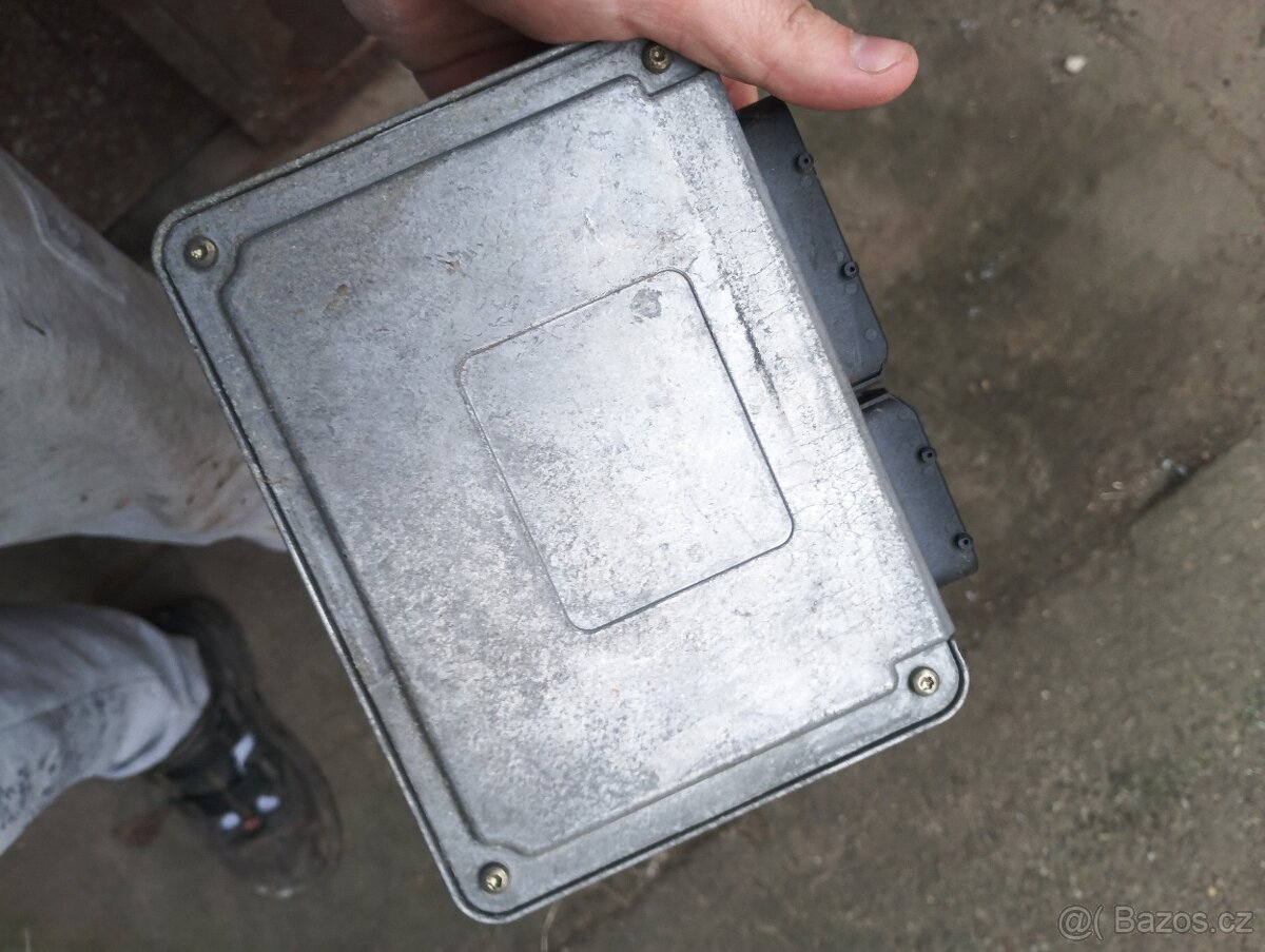 Prodám řídící jednotku 036 906 034 BL z Fabia 1 - 6