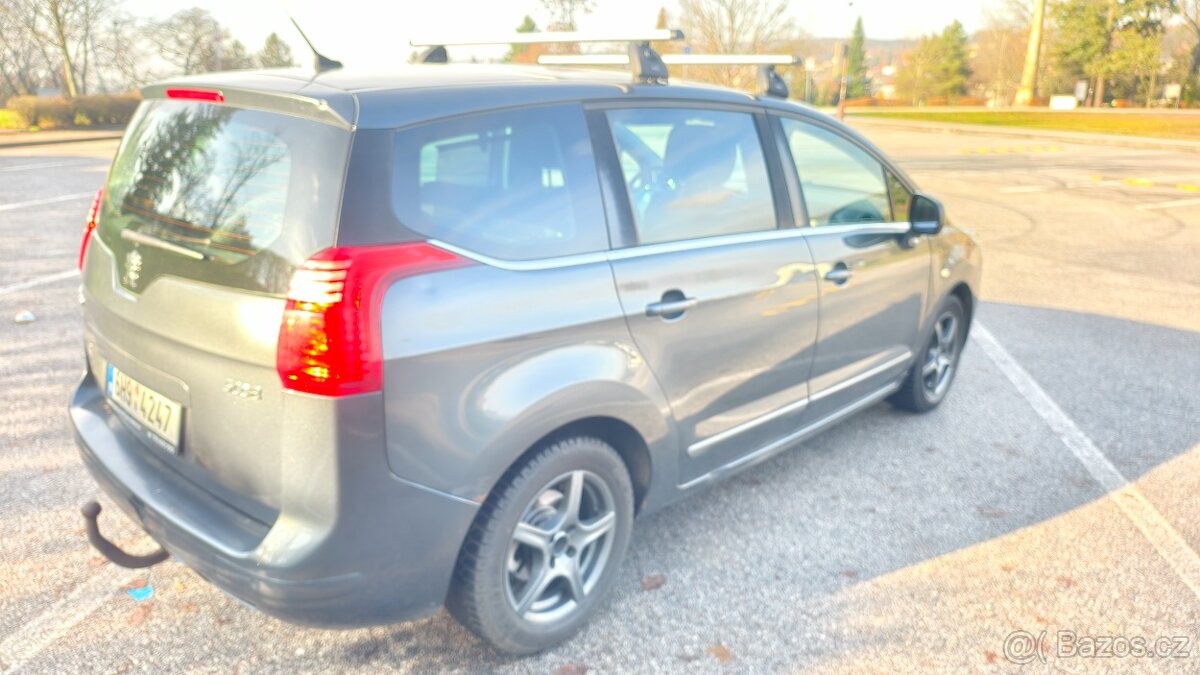 Peugeot 5008 1.6Hdi 7-mistny - 6