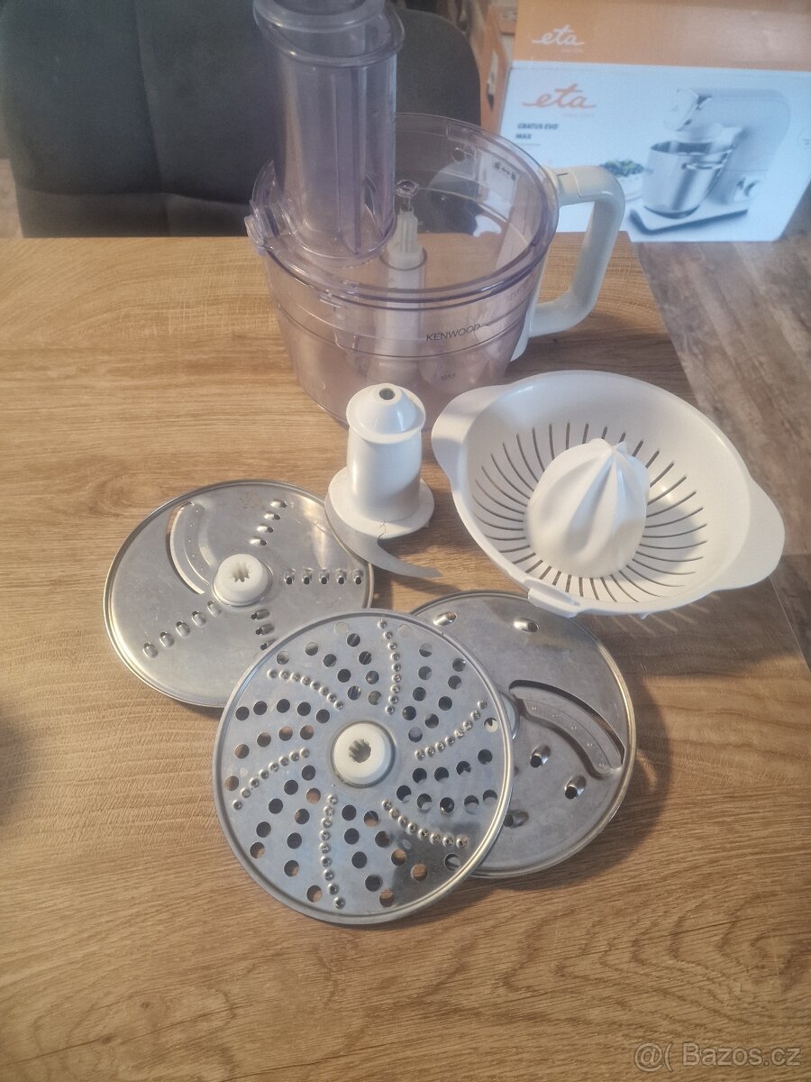 Kuchyňský robot Kenwood + příslušenství - 6
