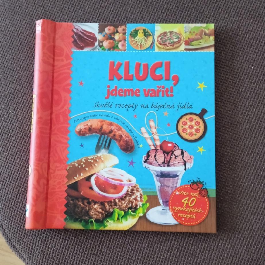 RŮZNÉ KNIHY pro zábavu a poučení - 6