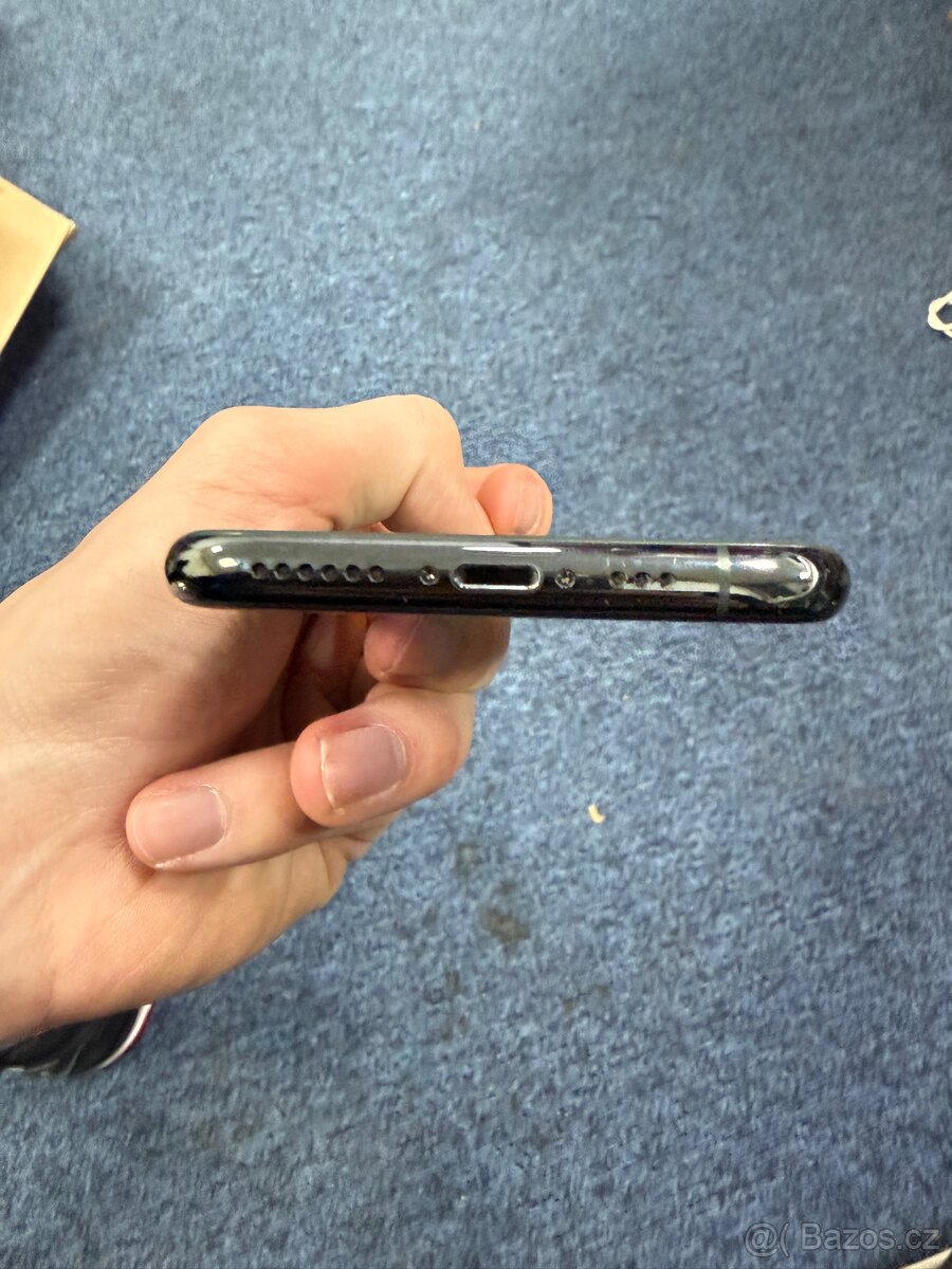 iPhone 11 Pro 64GB – Midnight Green - 6