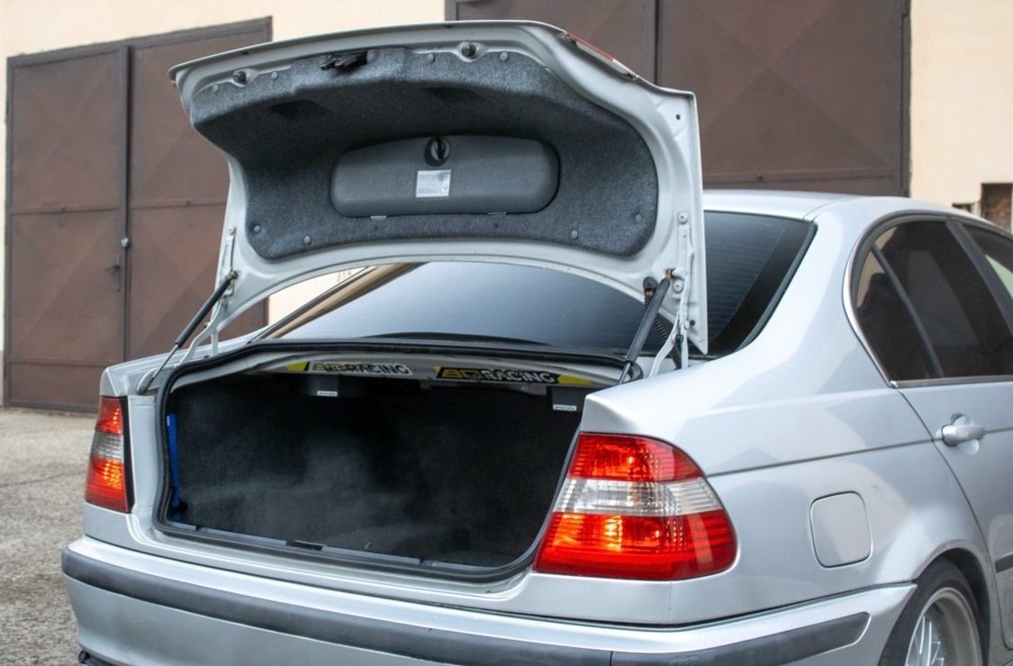 BMW 328i E46 2.8i 142 kW - 6