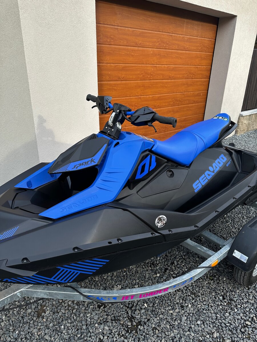SeaDoo Spark Trixx 3-UP, 0 MTH - 6
