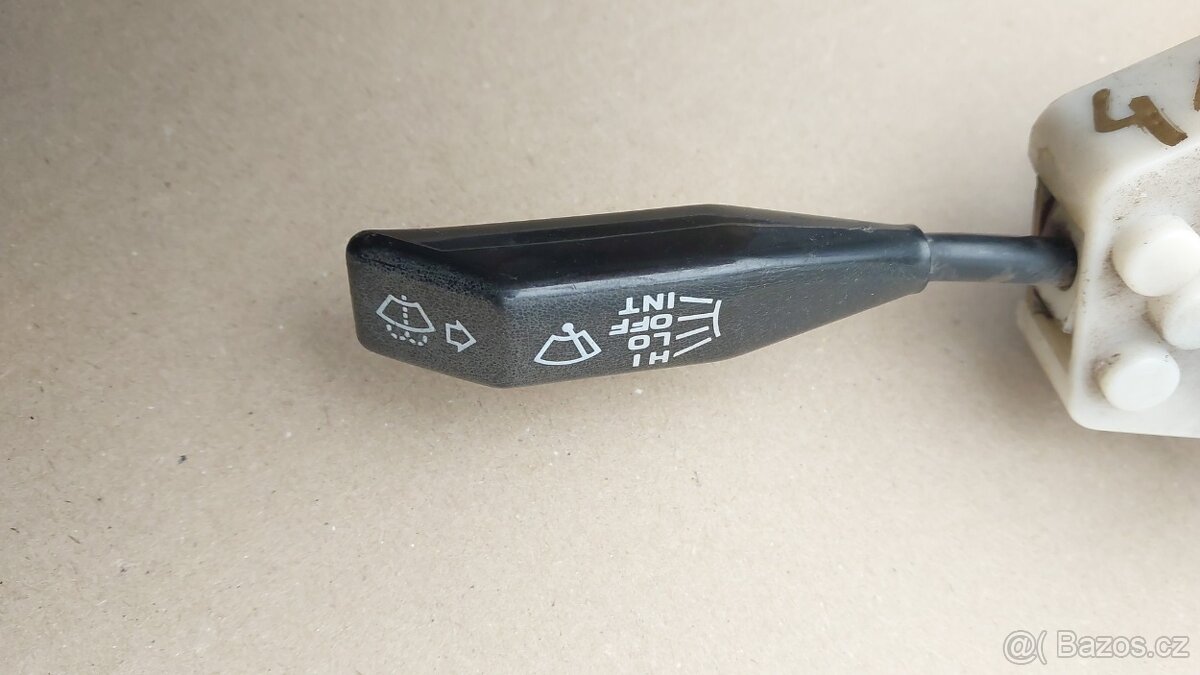 Suzuki Samurai SJ410 – Páčky světle a stěračů - 6