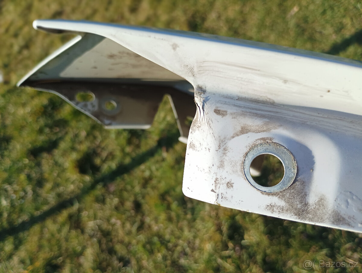 prodám blatník na škoda - 6