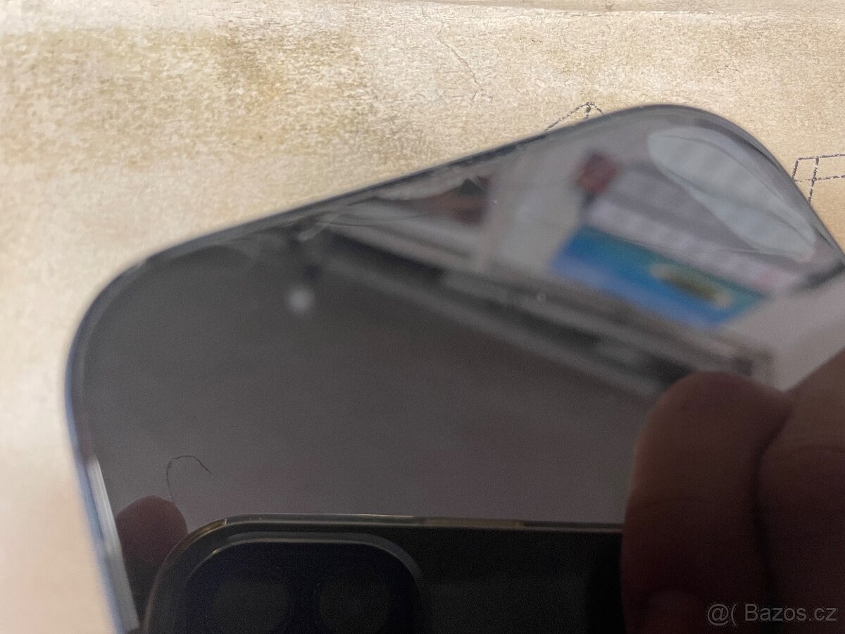 IPhone 17Pro REZERVACE - 6