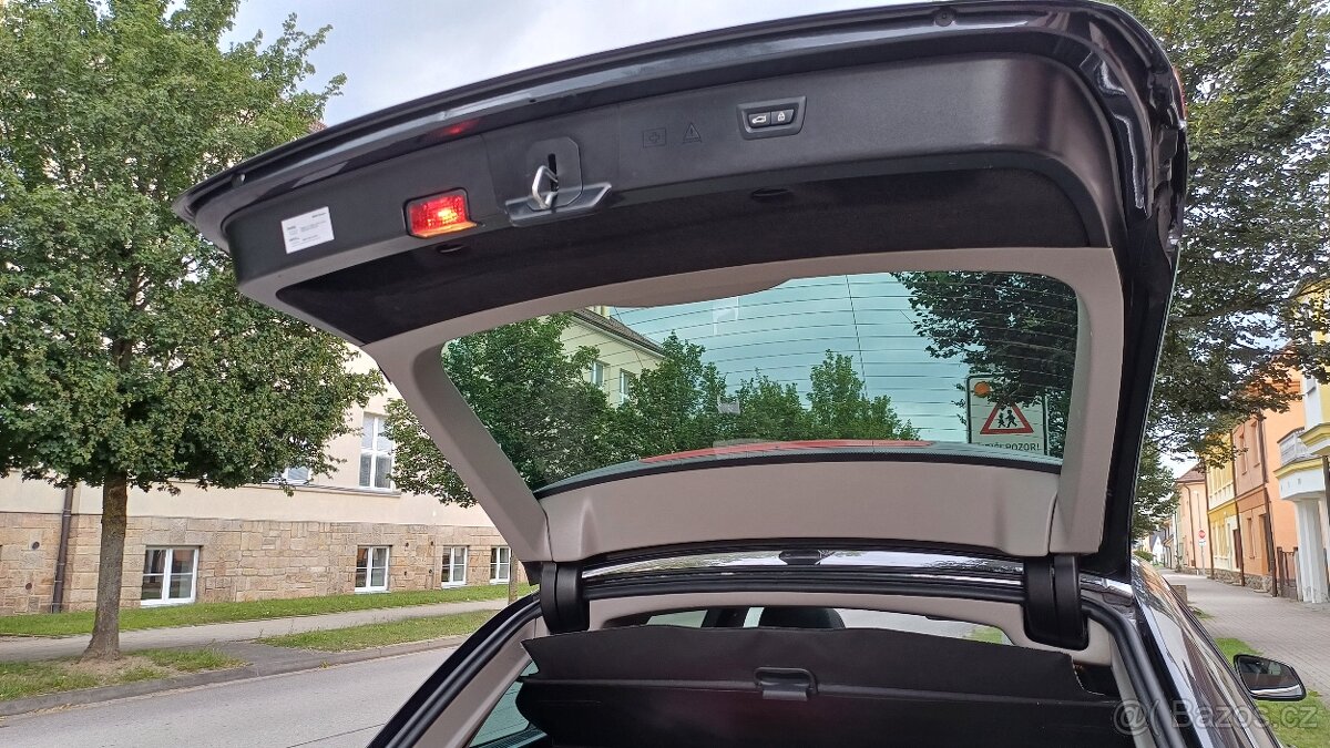 BMW 520d combi, F11 - 6