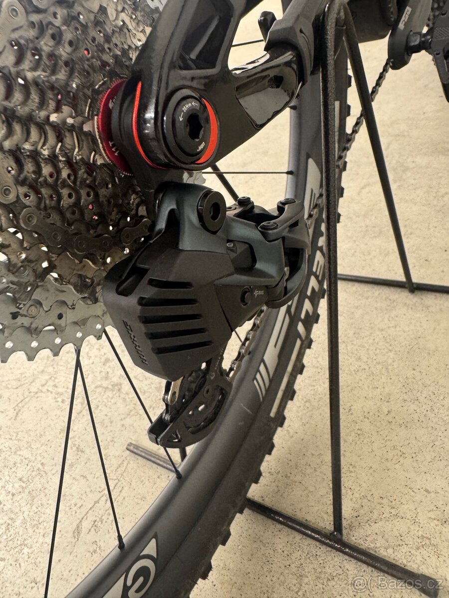 Fantic XTF 1.5 Carbon vel. M - 6