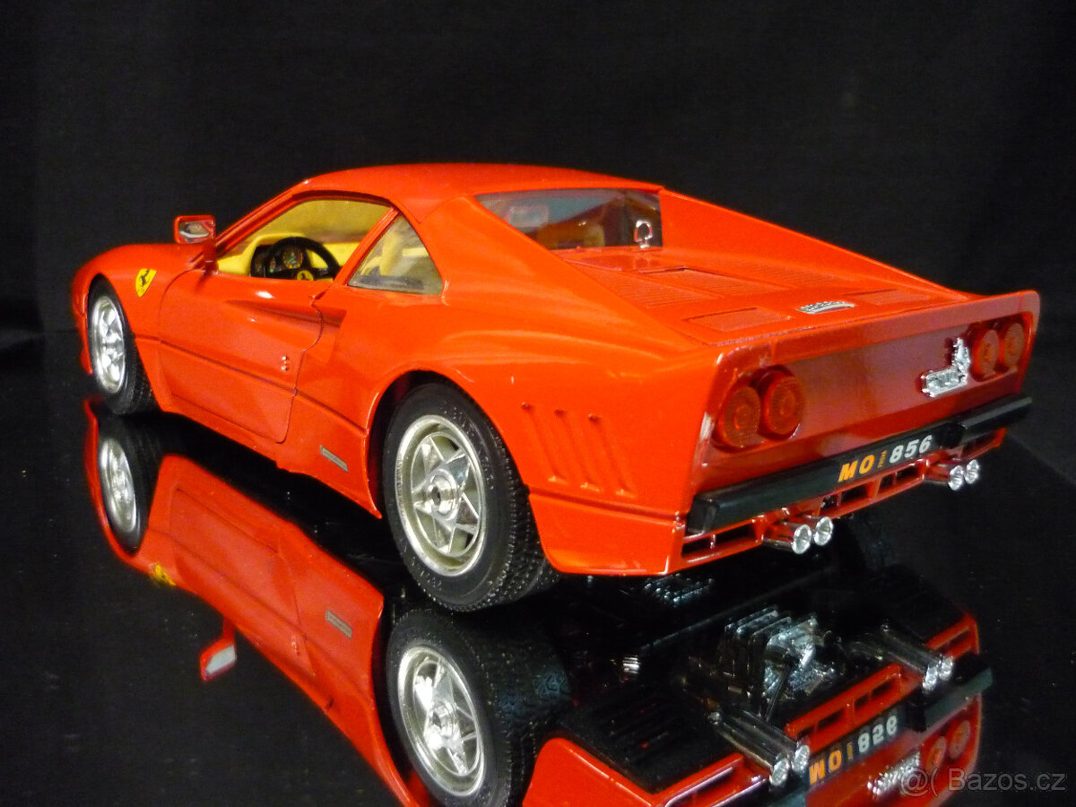 Ferrari GTO 1984 Bburago 1/18 - 6