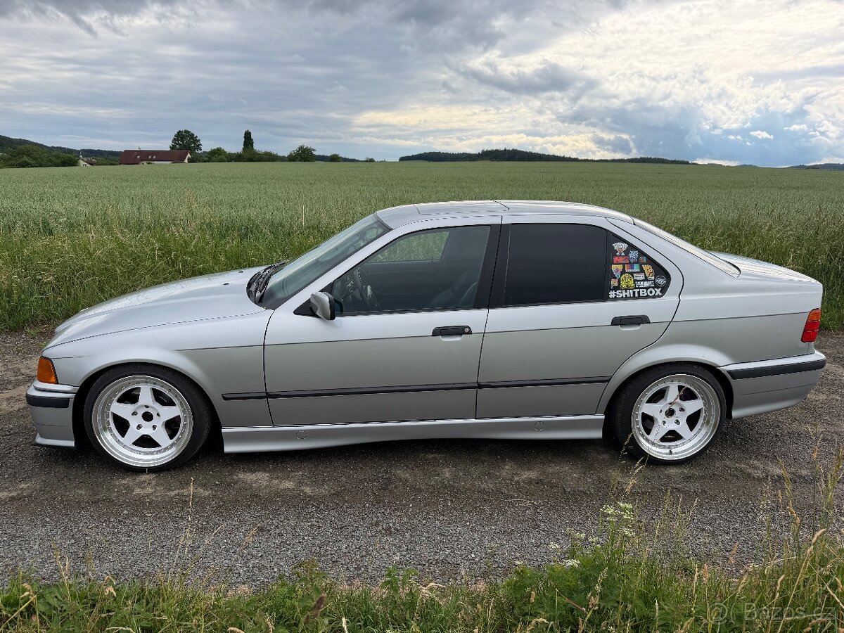 Bmw e36 325i - 6