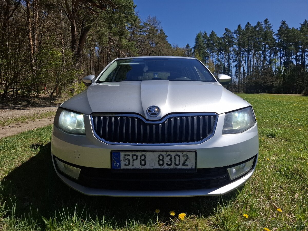 Škoda Octavia 3 Combi 1.6 TDi 77kw - 6