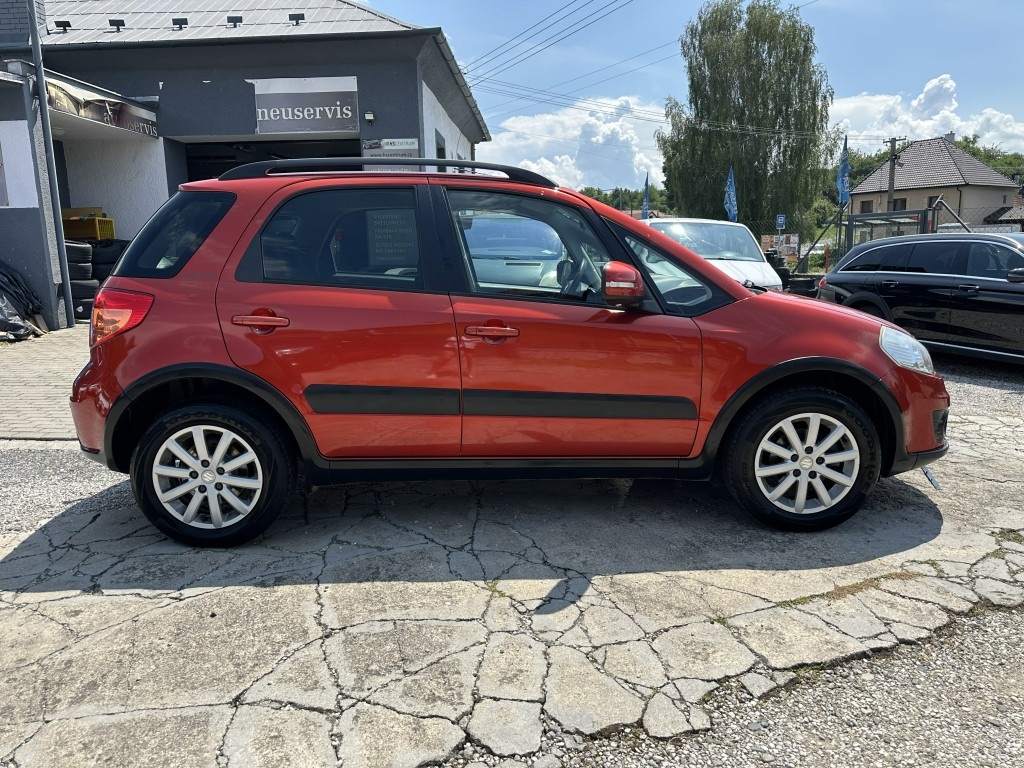 Suzuki SX4 1.6i 88kW 4x4 serviska tažné - 6